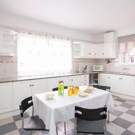 Charming Apartments In Funchal - Sao Goncalo Room photo