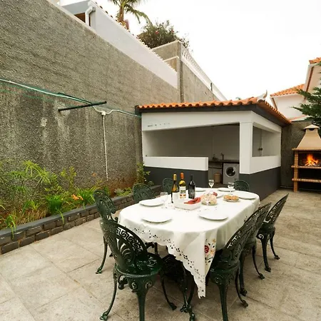 Charming Apartments In Funchal - Sao Goncalo Exterior photo