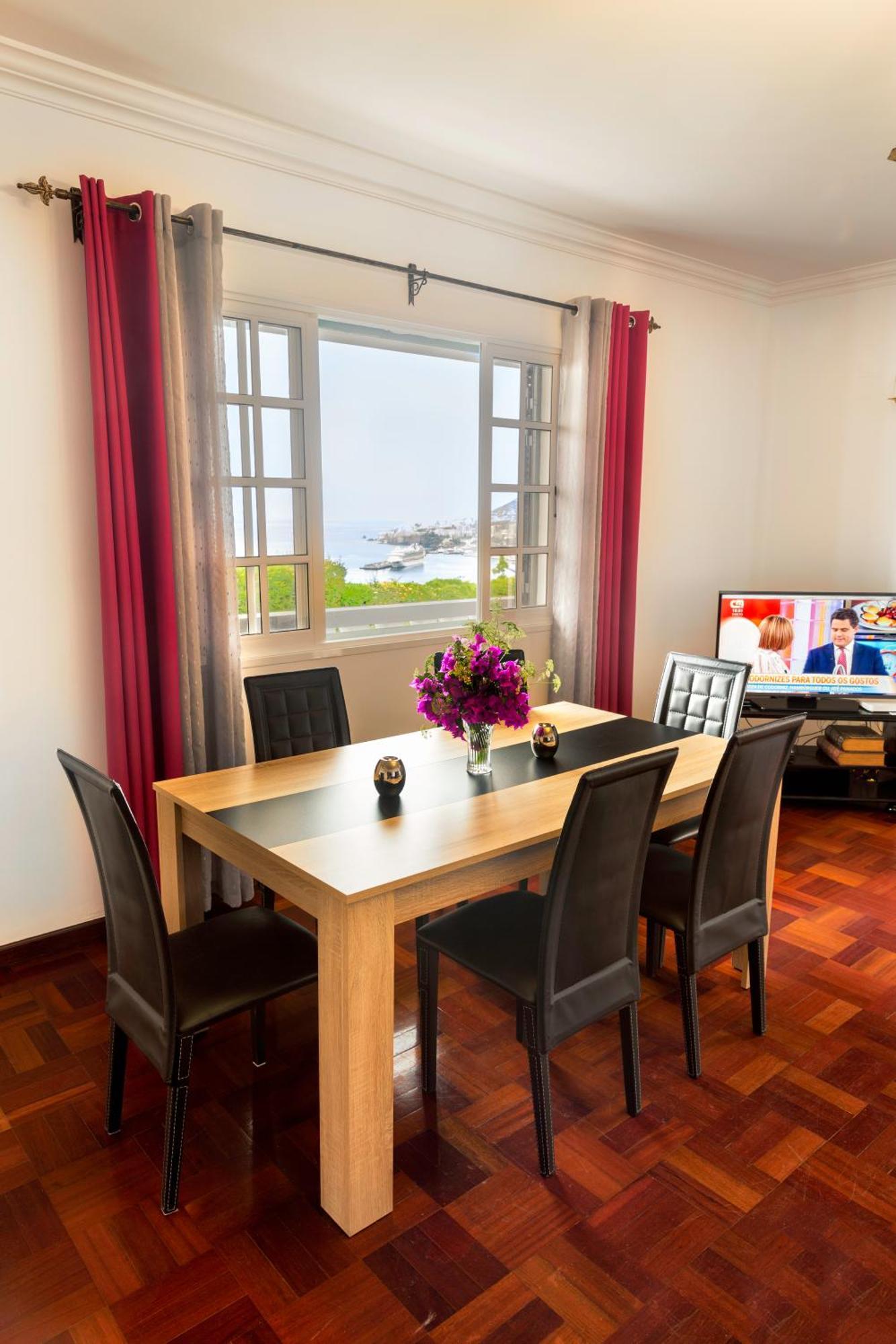 Charming Apartments In Funchal - Sao Goncalo Holiday home
